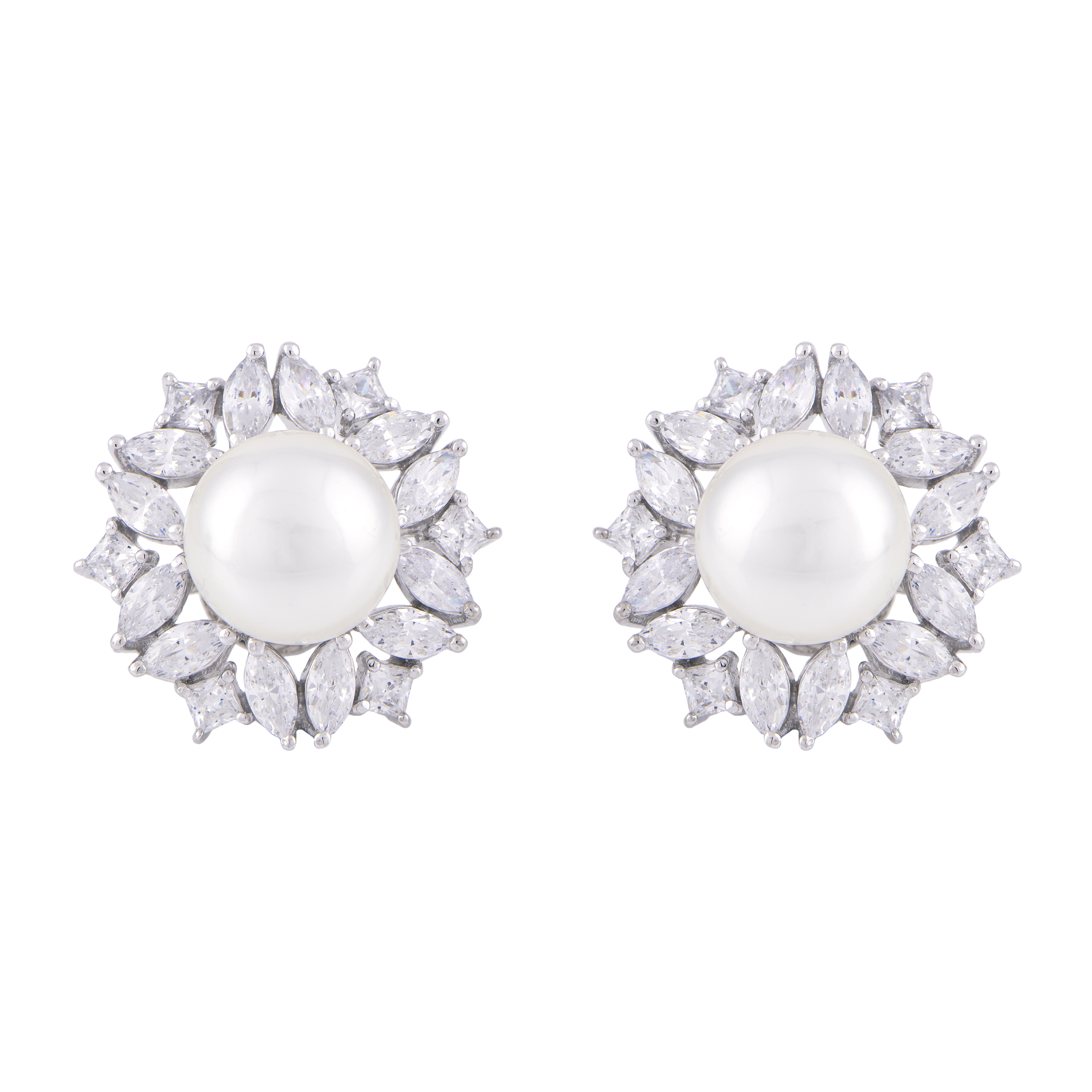 Fleur Pearl Studs 